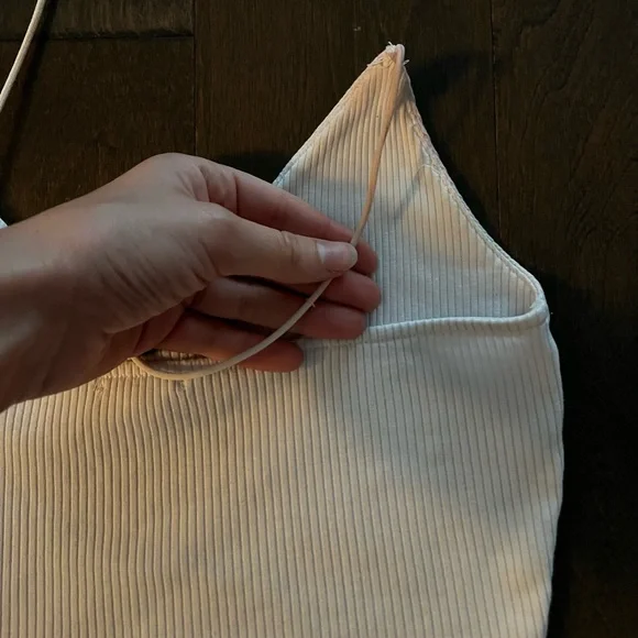 White Ribbed Cropped Tank Top - Picture 6 of 8